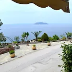 To Spitaki Case de vacanță *