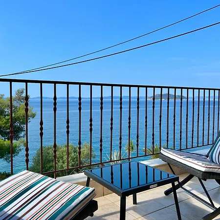 To Spitaki Holiday home