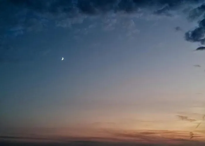 To Spitaki ネオス・マルマラス