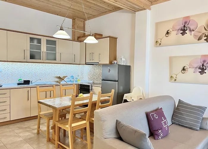 To Spitaki * ネオス・マルマラス