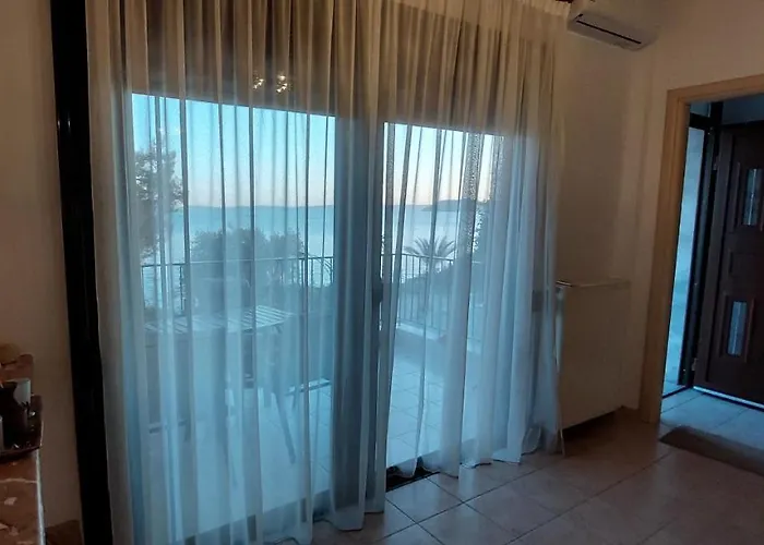 To Spitaki Dom wakacyjny Neos Marmaras